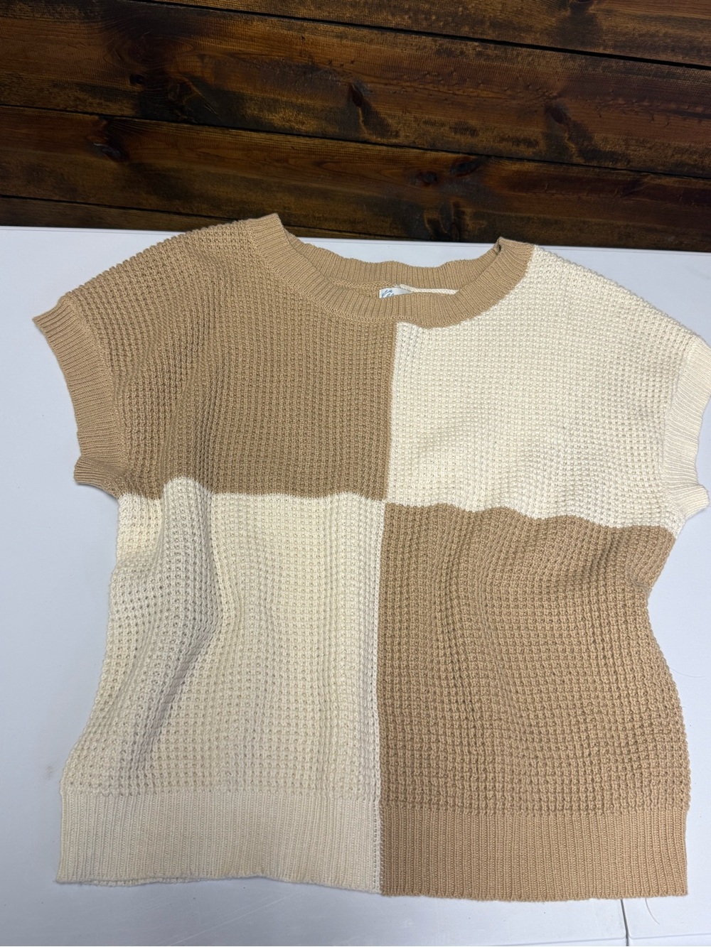 Womens colorblock Knit sweater vest in Cream & Tan Size M oversized Francesca’s